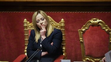 Ιταλία: Ο «έλεγχος» εξαμήνου της Τζόρτζια Μελόνι