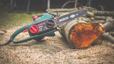 Τραυμάτισε τον αδερφό του με το αλυσοπρίονο και καταδικάστηκε