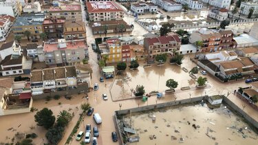 Σε κατάσταση συναγερμού η Ισπανία λόγω σφοδρών καταιγίδων 