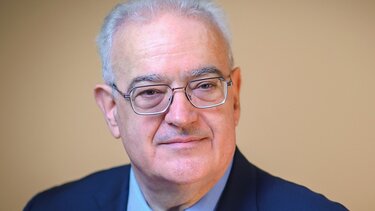 Αύριο Τρίτη η κεντρική ομιλία του Λάμπρου Βαμβακά