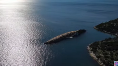 Το εντυπωσιακό ναυάγιο Mediterranean Sky στην Ελευσίνα