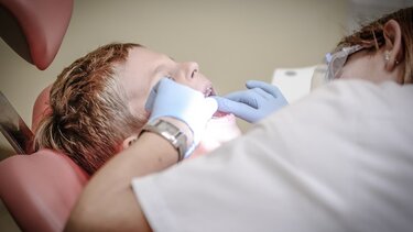 Dentist Pass: Έτσι θα λάβετε 40 ευρώ για τον οδοντίατρο του παιδιού