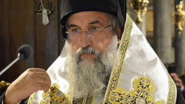 Ο πατήρ Ευάγγελος, ο Αρχιεπίσκοπος κι εγώ