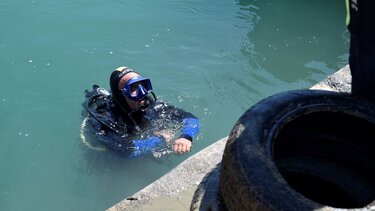 Καθάρισαν το Ενετικό Λιμάνι στο Ηράκλειο - Δείτε φωτογραφίες