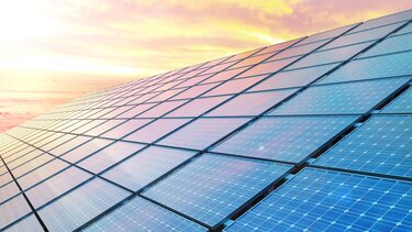 Mακροχρόνια σύμβαση αγοράς ηλεκτρικής ενέργειας από φωτοβολταϊκά μεταξύ ΗΡΩΝ και κοινοπραξίας RWE-ΔΕΗ Ανανεώσιμες