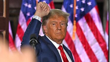 Δίκη Τραμπ: Γιατί ο δικαστής Ένγκορον χτύπησε τη γροθιά στην έδρα