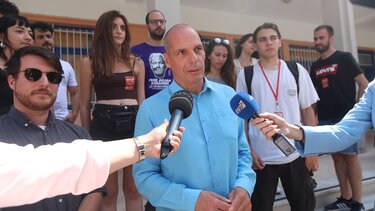 Γ. Βαρουφάκης: Μέχρι να κλείσουν οι κάλπες, ψήφο-ψήφο, φτάνουμε το στόχο μας