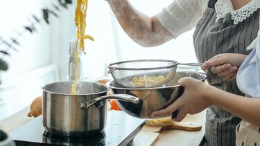 Η απόλυτη μακαρονάδα του καλοκαιριού