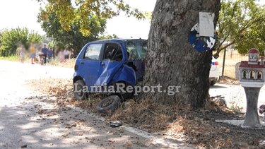 "Καρφώθηκε" με το αυτοκίνητο σε πλάτανο και σκοτώθηκε