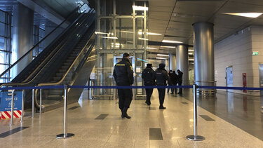 Ρωσία: Ανεστάλησαν οι πτήσεις στο αεροδρόμιο Βνούκοβο της Μόσχας