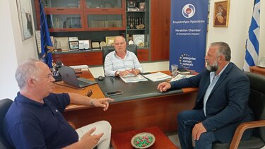 Στο Επιμελητήριο Ηρακλείου για τα προβλήματα των αγροτών ο Πρίαμος