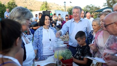 «Κοσμοπλημμύρα» στο Φεστιβάλ Κρητικής Κουζίνας για την ανάδειξη των Κρητικών προϊόντων και της λαϊκής παράδοσης