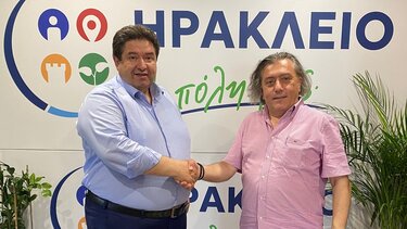 Ο ψυχίατρος Θεόδωρος Μηλιώτης στο πλευρό του Μιχάλη Καραμαλάκη