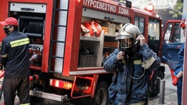  Υπό έλεγχο η πυρκαγιά σε χαμηλή βλάστηση στην Παιανία 