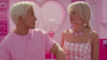 «Σπάει» ταμεία η Barbie: Η ταινία ξεπέρασε το 1 δισ. δολάρια σε πωλήσεις στο box office!