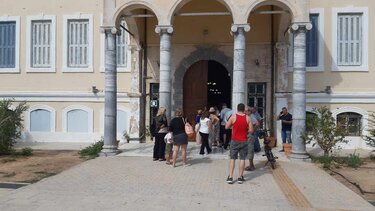 Παραλειπόμενα από μια εσωκομματική αναμέτρηση που έγινε… viral!