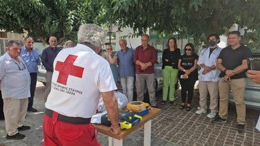 Αυτόματος εξωτερικός απινιδωτής στο Μοχό