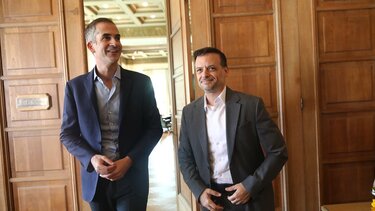 Σε καλό κλίμα η ενημερωτική συνάντηση Δούκα - Μπακογιάννη