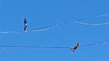 Highlining στο Αγιοφάραγγο: Βίντεο που κόβουν την ανάσα