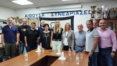 Στα γραφεία του Ερασιτέχνη ΟΦΗ, η Μαρία Καναβάκη