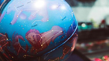 Τι λένε τα ζώδια για σήμερα 