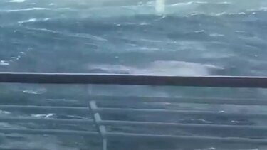 Κρουαζιέρα τρόμου για 1.000 επιβάτες στον Βισκαϊκό κόλπο