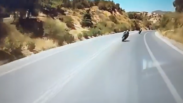 Μάστιγα η υπερβολική ταχύτητα: "Φτιάξτε πίστα, θα σωθεί κόσμος" - Δείτε βίντεο