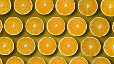 Κατανοώντας τη βιταμίνη C: Πού βοηθά, πόση χρειαζόμαστε