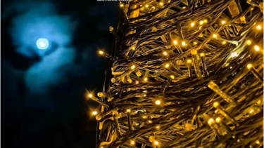  Η τελευταία πανσέληνος του 2023 πάνω από το Χριστουγεννιάτικο Ναύπλιο 