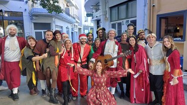 "Καλικαντζαράκια" ξεχύθηκαν στους δρόμους του Ηρακλείου!