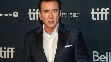 Νίκολας Κέιτζ: Απόλαυσε το γεύμα του σε εστιατόριο του Πειραιά