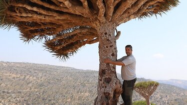 Συνέντευξη με έναν από τους «πλουσιότερους» ανθρώπους στον κόσμο