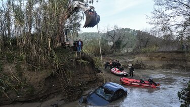 Ηλεία: Θλίψη για την 38χρονη Γεωργία που παρασύρθηκε από χείμαρρο - Παραμένει αγνοούμενος ο σύντροφός της