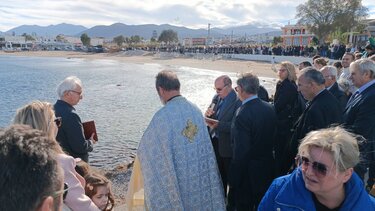 Με λαμπρότητα ο Αγιασμός των υδάτων και στην Ανάληψη- Βίντεο