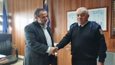 Εθιμοτυπική επίσκεψη του Δημάρχου Μινώα Βασίλη Κεγκέρογλου στον Αστυνομικό Διευθυντή Ηρακλείου Γιάννη Αμαργιαννιτάκη