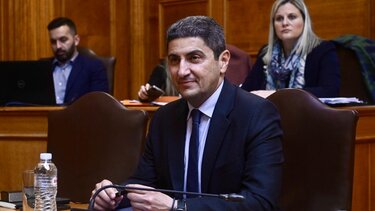 Αυγενάκης: "Ήμασταν και θα είμαστε στο πλευρό των αγροτών"