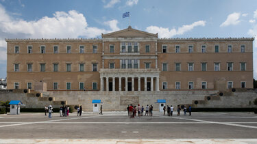Φάρσα το τηλεφώνημα για βόμβα στη Βουλή