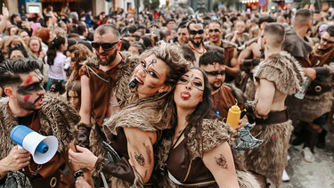 Με κέφι, ζωντάνια και Χρήστο Φερεντίνο το Μαλιώτικο Καρναβάλι