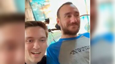 Βίντεο από τον Έλον Μασκ: Άνδρας με εμφύτευμα εγκεφάλου παίζει σκάκι σε ηλεκτρονικό υπολογιστή μόνο με τη σκέψη