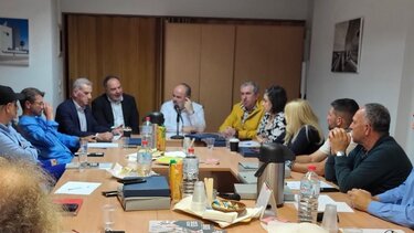 Με τους εκπροσώπους των Μικρομεσαίων Επιχειρήσεων ο Γιάννης Κουράκης