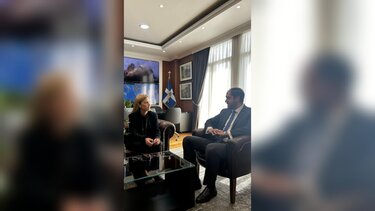Με τον Υφυπουργό Άμυνας συναντήθηκε η Σέβη Βολουδάκη