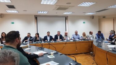 Αναζητούν λύσεις για την τεράστια έλλειψη προσωπικού