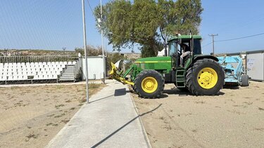 Άρχισαν να καθαρίζουν τις αθλητικές εγκαταστάσεις στον Καρτερό