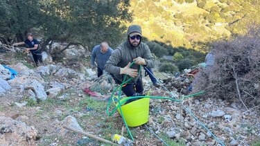 Καθαρίστηκε από μεγάλο όγκο σκουπιδιών «του Μηλάκη ο δέτης» στο Οροπέδιο Λασιθίου