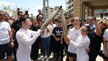 Ολυμπιακή φλόγα: Καρέ καρέ η λαμπαδηδρομία στο Ηράκλειο!