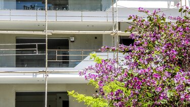 Νέος οικοδομικός κανονισμός: Κατατέθηκε η τροπολογία για τα bonus στα ύψη των κτιρίων