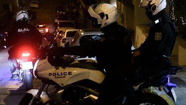 Πυροβολισμοί με έναν νεκρό και έναν τραυματία έξω από νυχτερινό κέντρο στο Μαρούσι