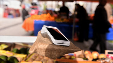 Παράπονα από επαγγελματίες για τα POS- Ανησυχία για τα πρόστιμα