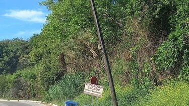 Επικίνδυνος στύλος στην περιοχή του Πλατανιά