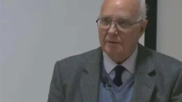 Τζον Μπόρντμαν: Πέθανε στα 97 του ο σπουδαίος αρχαιολόγος και ιστορικός της τέχνης